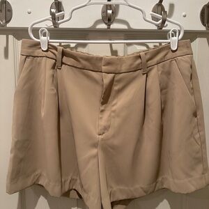 GAP Women's 365 High Rise Shorts